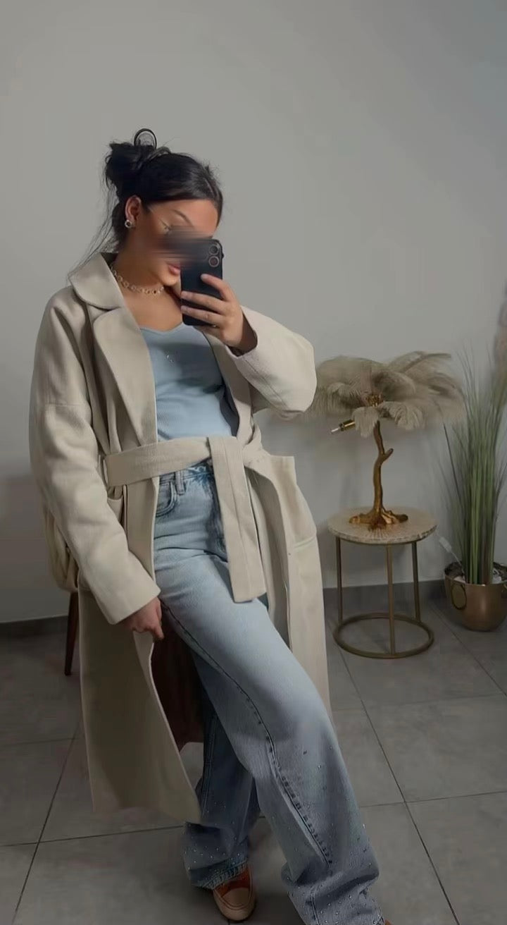 JEAN LOVES