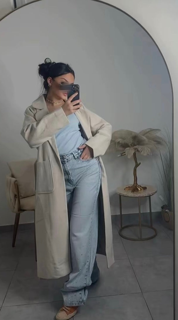 JEAN LOVES